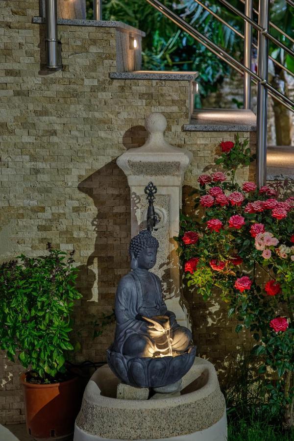 Elimia Suites & Studios Makrýgialos エクステリア 写真