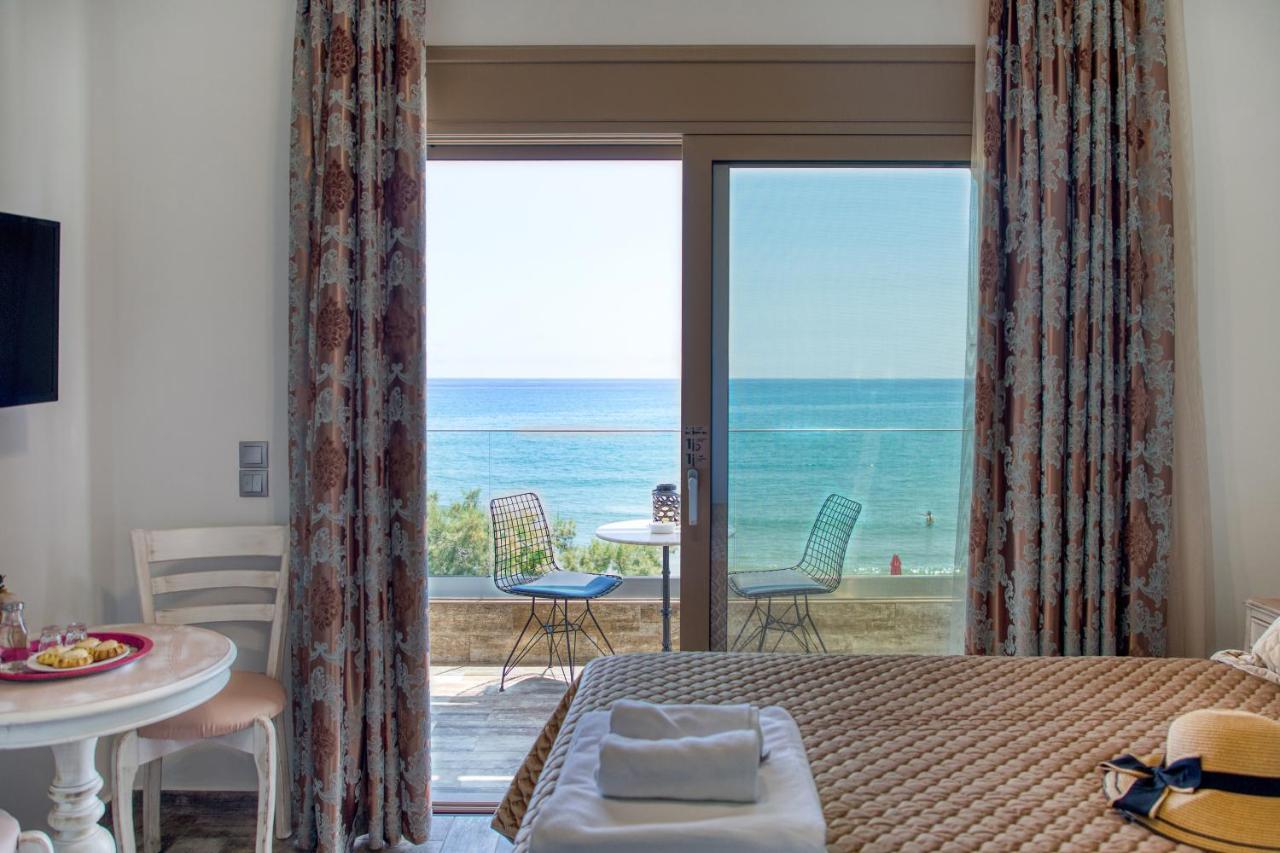 Elimia Suites & Studios Makrýgialos エクステリア 写真