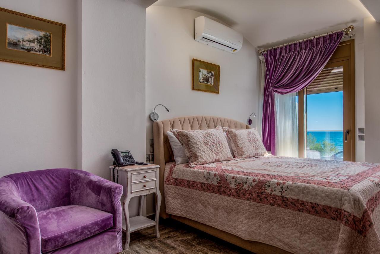 Elimia Suites & Studios Makrýgialos エクステリア 写真
